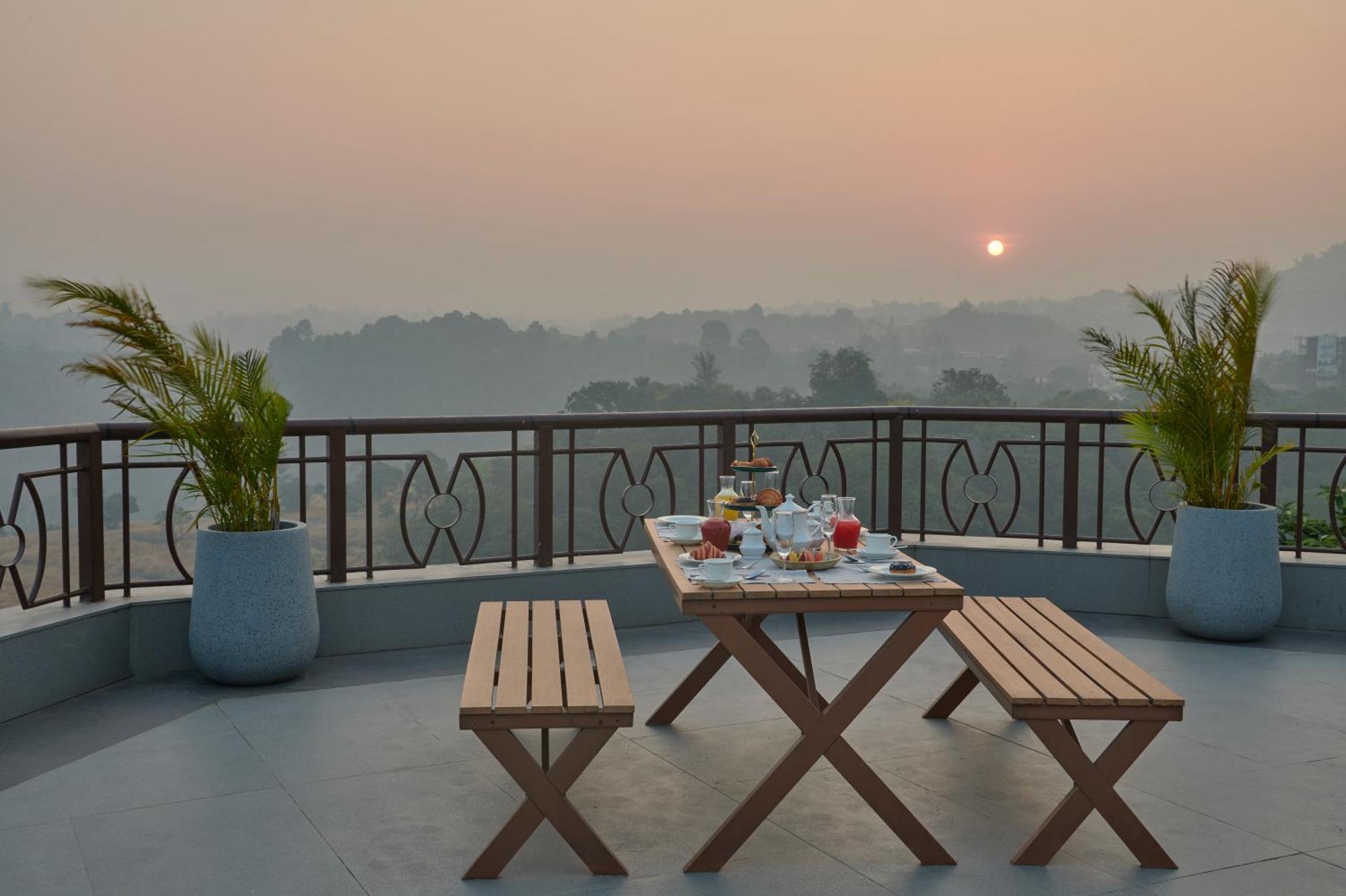 The Dukes Retreat Khandala Lonavala Eksteriør bilde